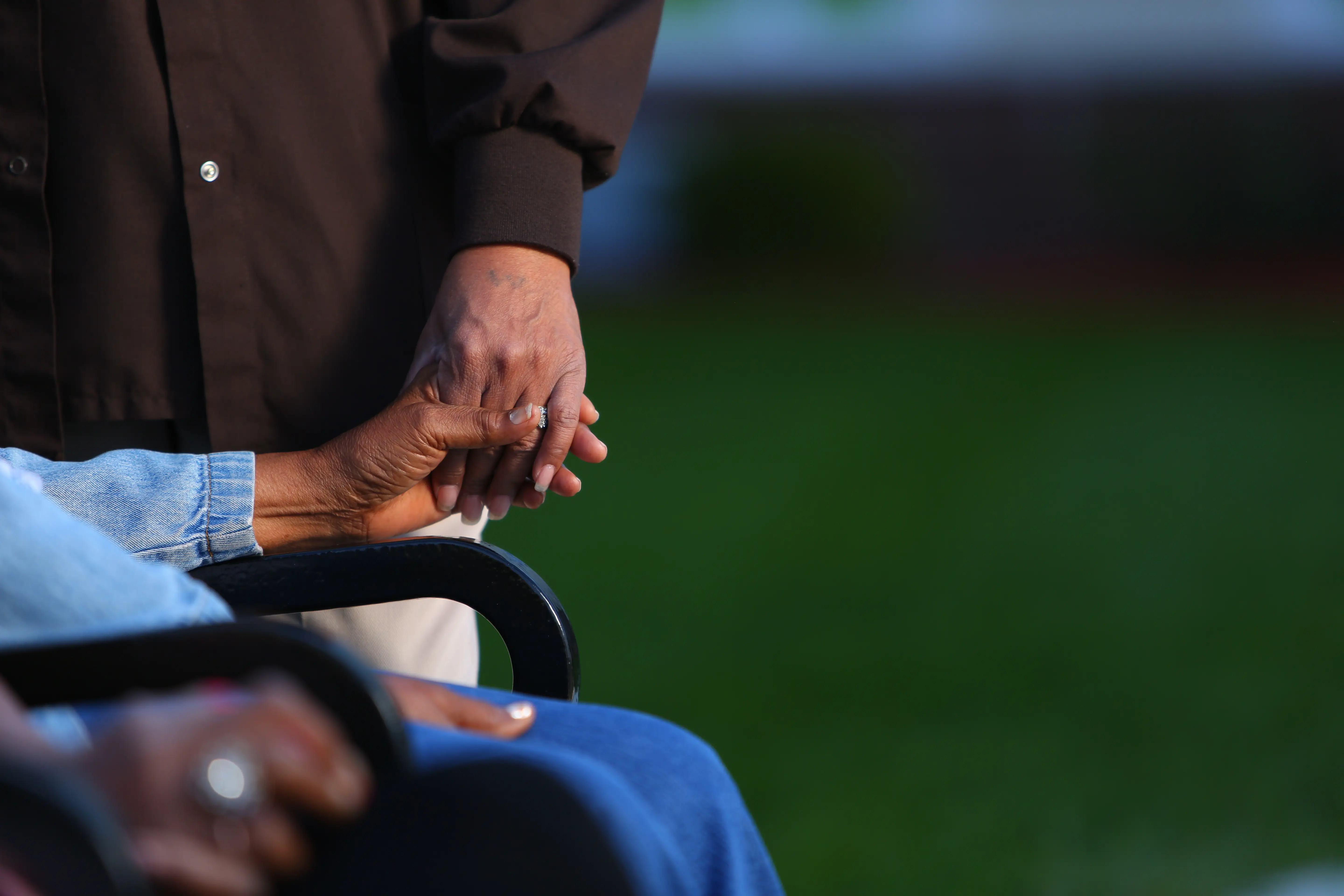 Independent Living vs. Assisted Living: What’s the Difference?