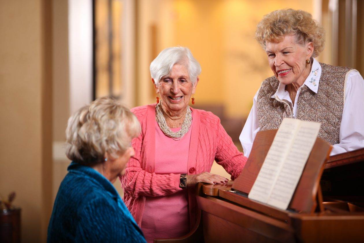 women at piano