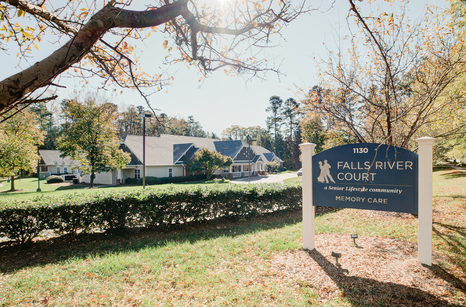 Falls river court