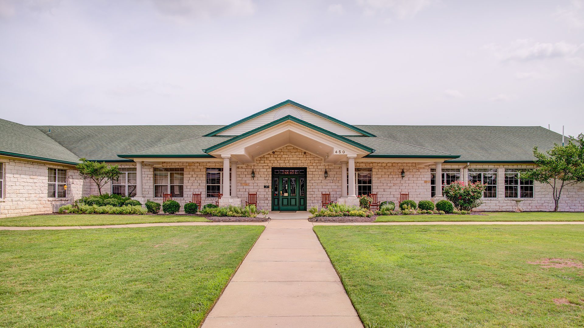 Assisted Living Cedar Park, TX - The Pointe at Cedar Park