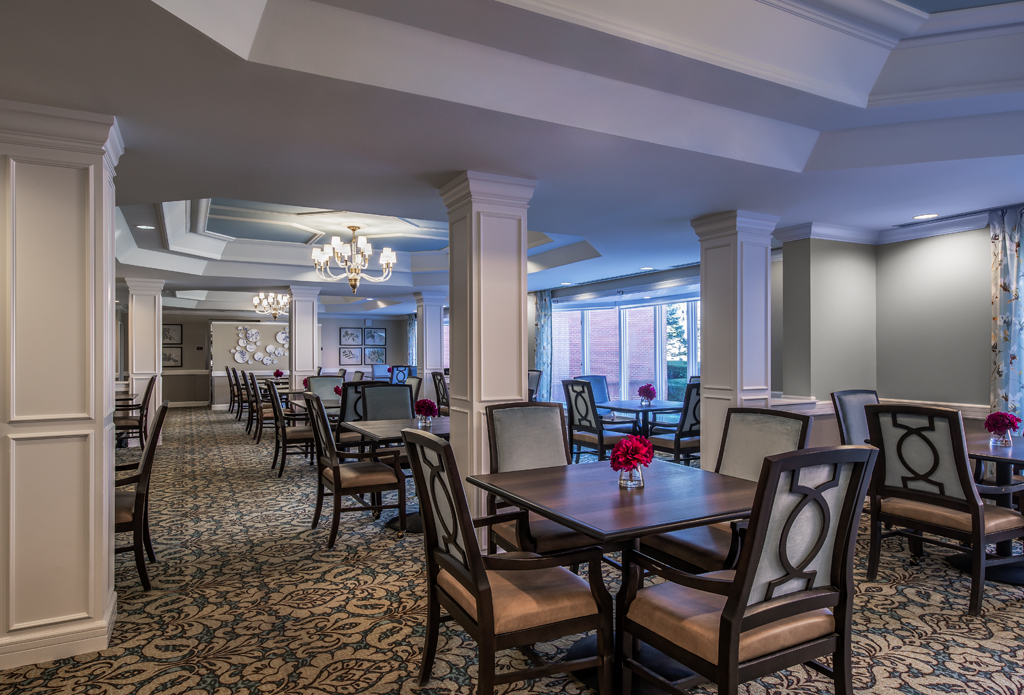 The seasons assisted living dining