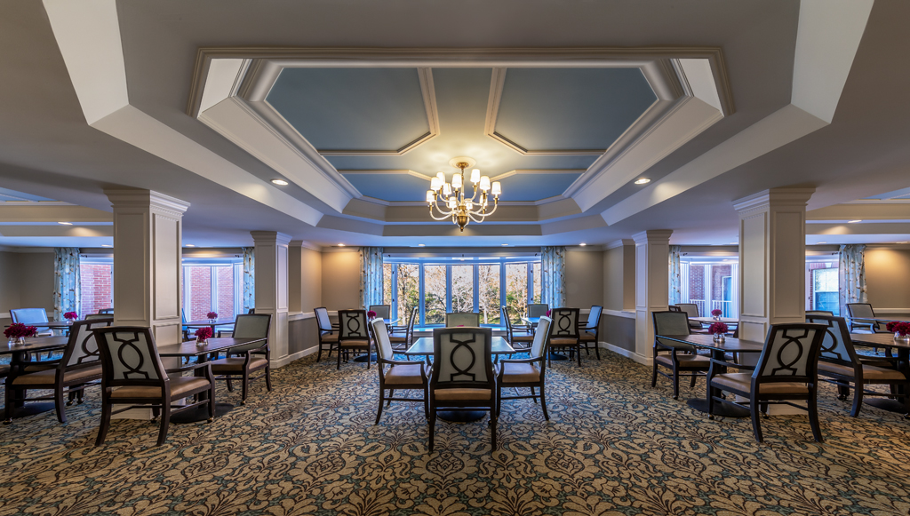 The seasons assisted living dining tables