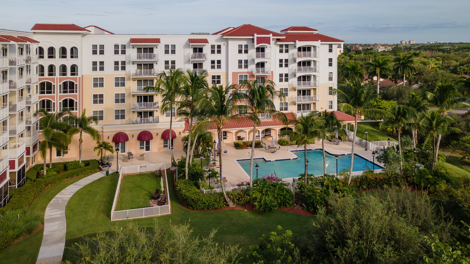 Assisted Living in Jupiter, FL - Mangrove Bay