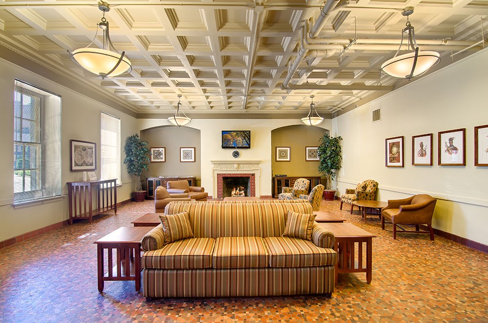 Senior suites joliet