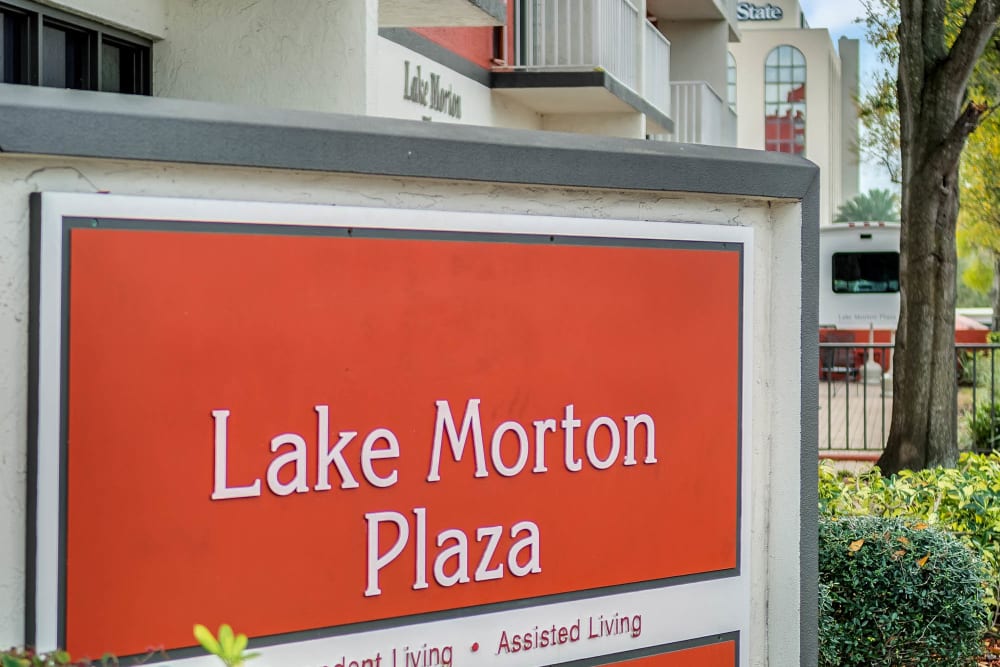 Lake morton plaza