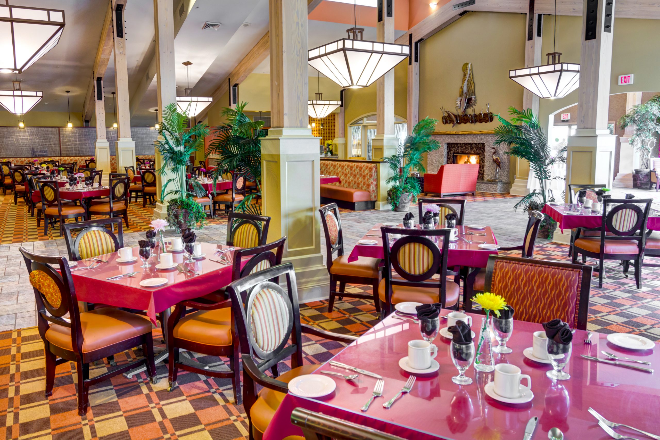 Courtyard Fountains Community Dining Room