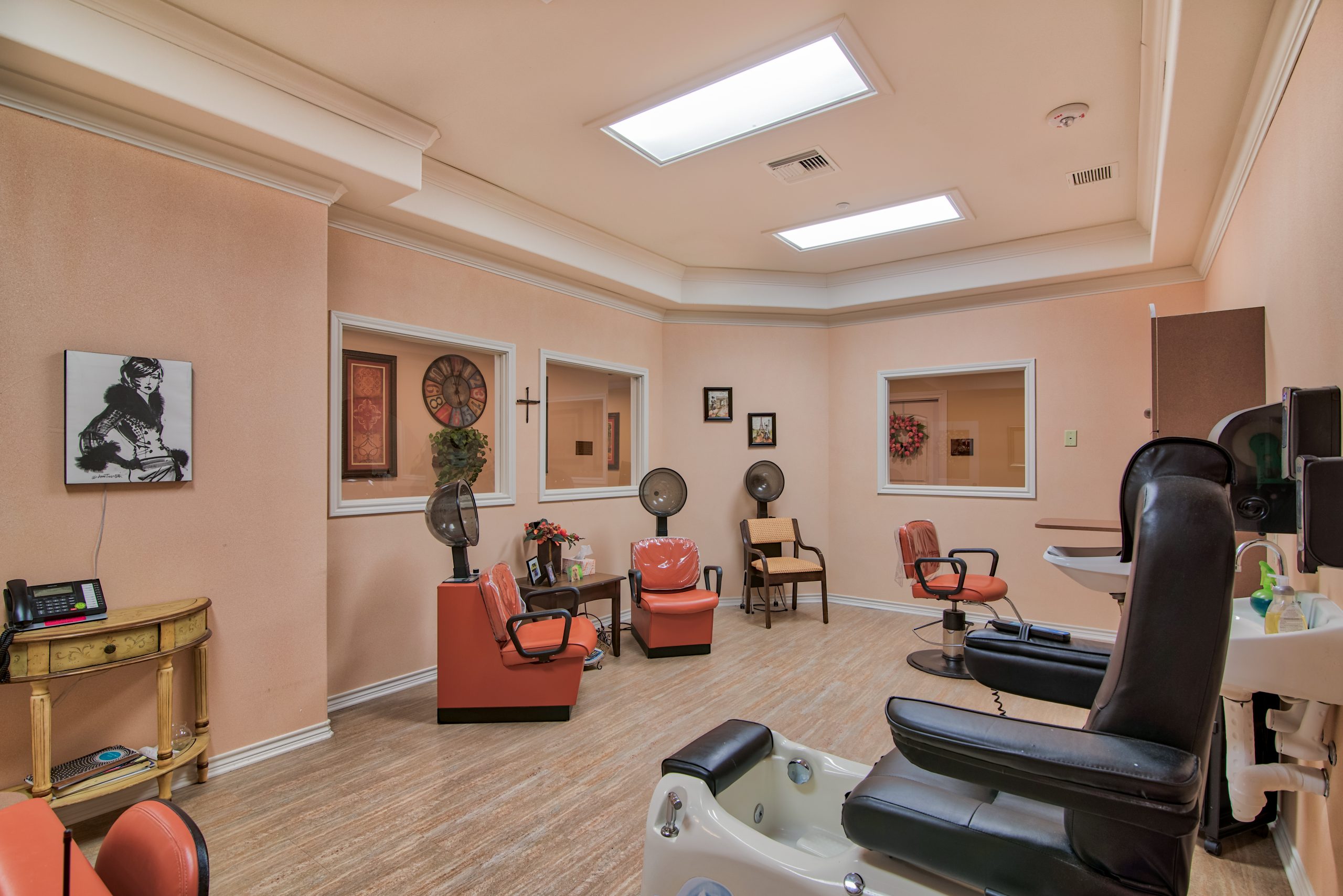 Pelican bay assisted living memory care community salon
