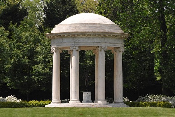 The Temple of Love at the Nemours Estate in Wilmington, Delaware, is patterned after Le Petit Trianon in Versailles. Photo by Jerrye & Roy Klotz MD.