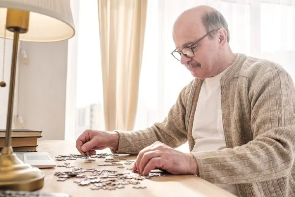 10 Best Brain Games for Seniors
