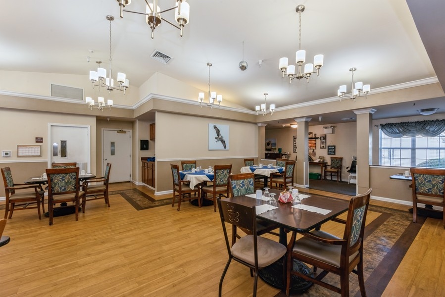 Lindsay Place, Assisted Living, Dining Room