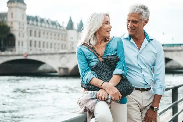 A Guide to Travel for Seniors: Destinations, Tips and Precautions