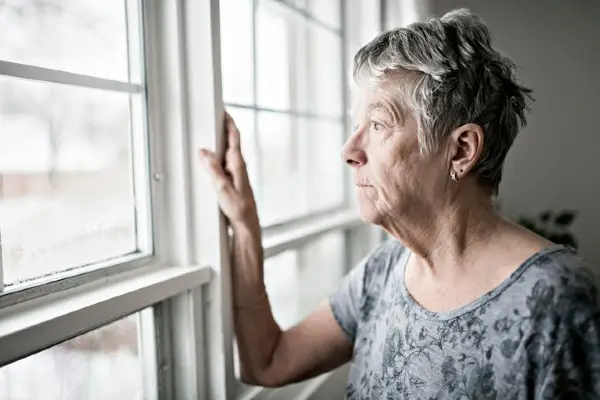 Senior Depression vs. Dementia: Signs, Differences, and How to Help