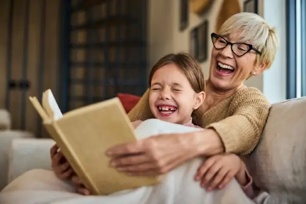 Bridging Generations: How Seniors and Kids Elevate Each Other’s Lives