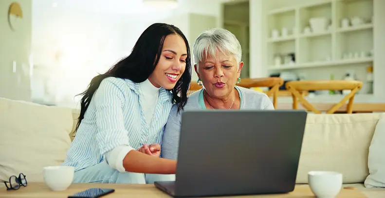 Senior-Lifestyle-guides-and-resources-hero-mother-daughter